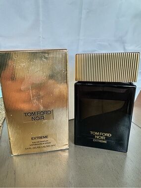 3.5oz Tom Ford Noir Extreme Eau de Parfum